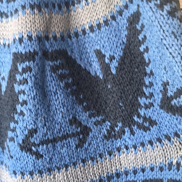 Hand knit Thunderbird yolk sweater - Picture 4 of 8